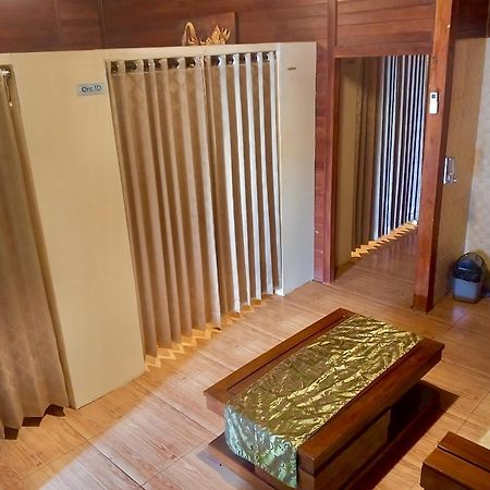 Uli Wood Villa, Jimbaran Bali - Near Gwk Buitenkant foto